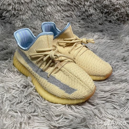 Adidas Yeezy Boost 350 v2 Женские Кроссовки