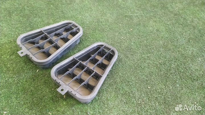 Клапан вентиляции багажника пара Audi S4 B7 BBK