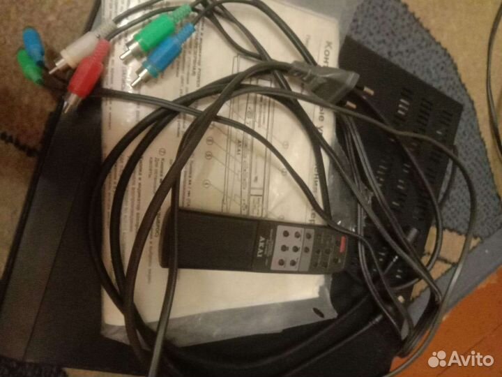 Видеомагнитофон akai