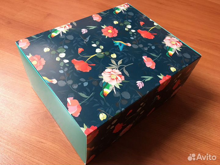 Подарочные коробки разные, новые