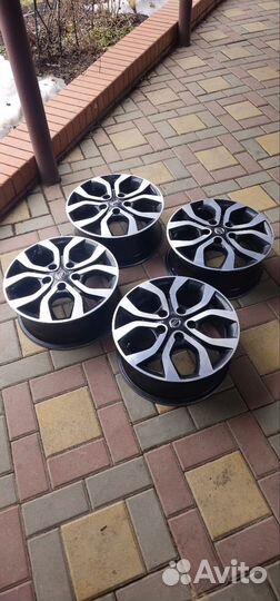 Диски литые оригинальные Nissan Terrano, Renault