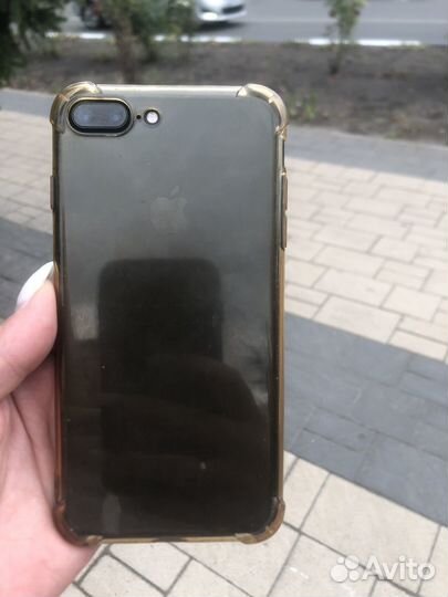 Телефон iPhone 7 plus
