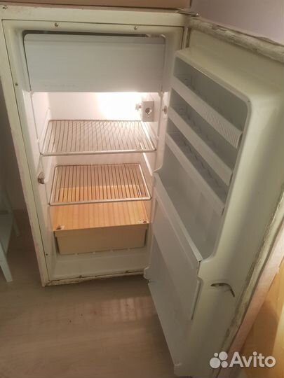 Холодильник бу