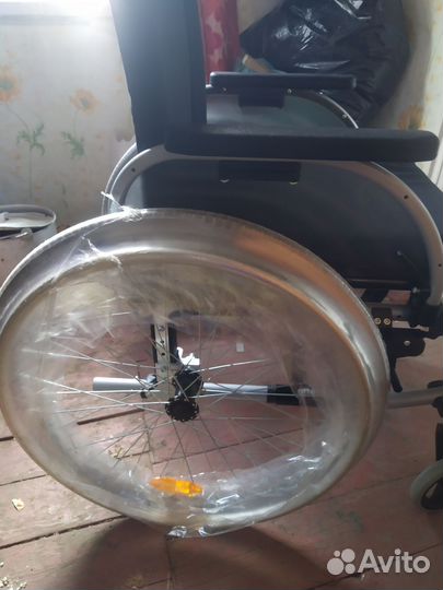 Кресло-коляска инвалидное