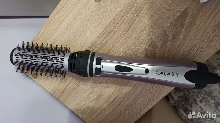 Фен щетка новая