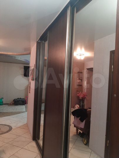 3-к. квартира, 65 м², 8/12 эт.