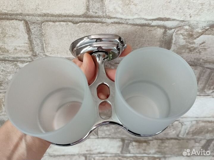 Стаканчики под зубные щётки/пасты