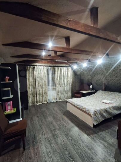 2-к. квартира, 65 м², 4/4 эт.