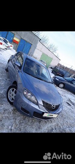 Mazda Axela, 2004