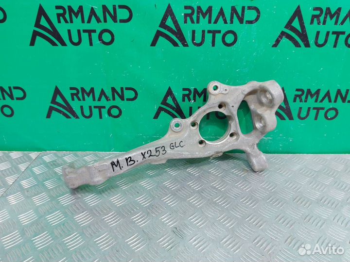 Кулак поворотный передний правый Mercedes