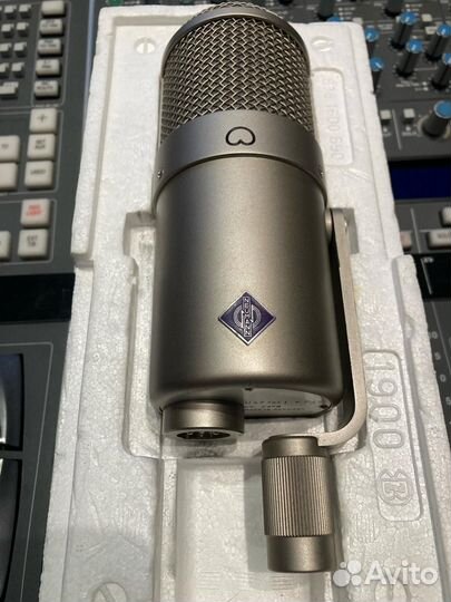 Neumann U47 FET i