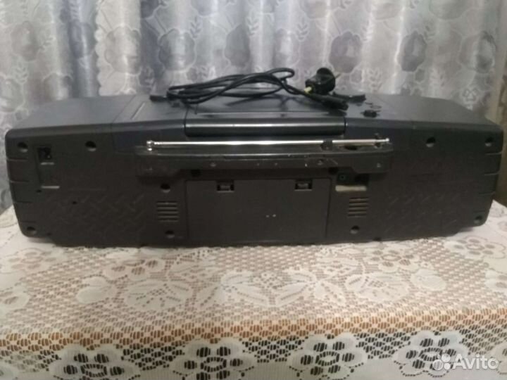 Музыкальный центр philips