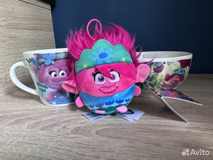 Новый набор посуды Тролли