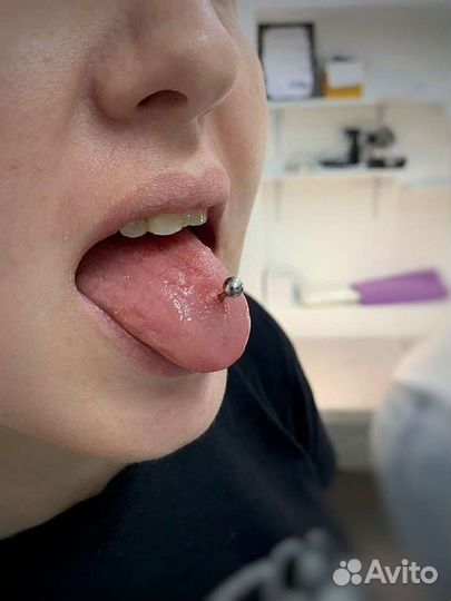 Пирсинг, микродермал