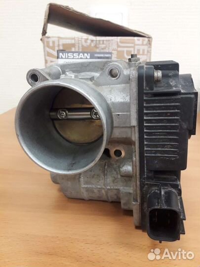 Дросельная заслонка Nissan Almera Classic