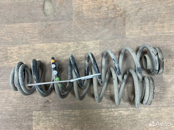 Пружина задняя Volkswagen Polo