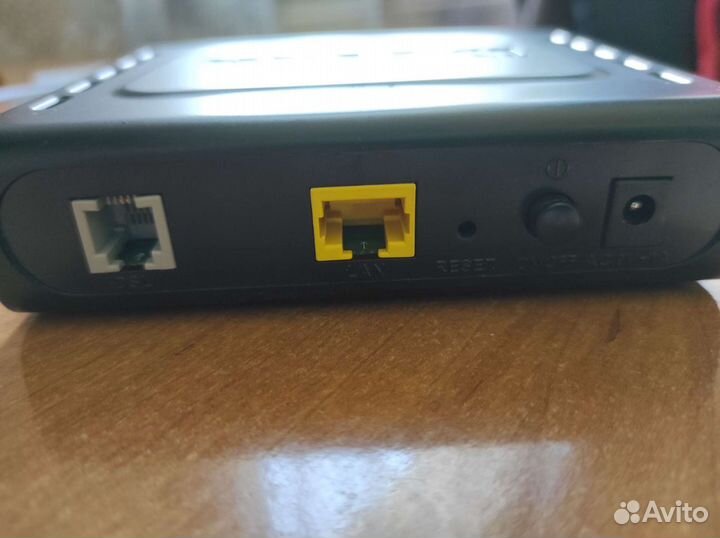 Модем D-Link DSL-2500U