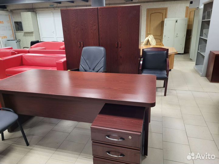 Мебель офисная Б/У