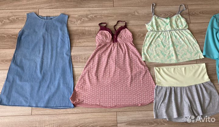 Женские вещи для беременных и кормящих