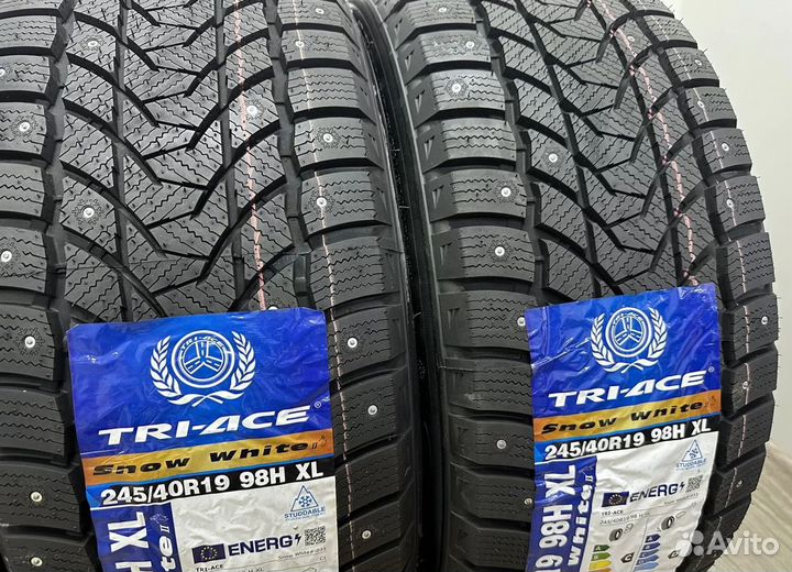 Tri Ace Snow White II 245/40 R19 и 275/35 R19 53J