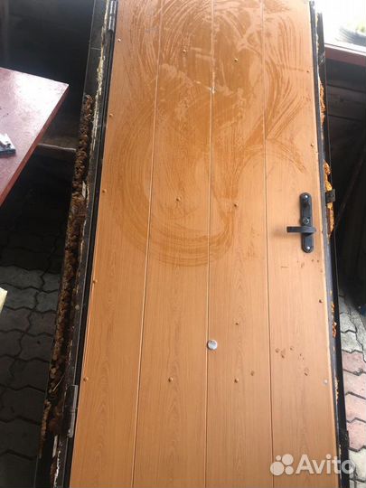 Дверь металлическая