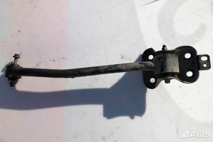 Тяга задняя продольная 124824