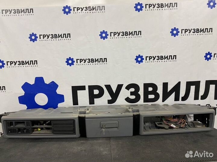 Полка над лобовым стеклом Renault T