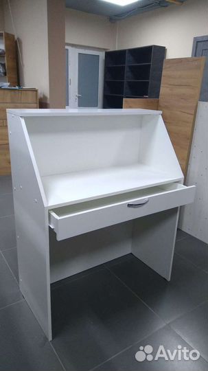 Новые Стойки Ресепшен в Наличии