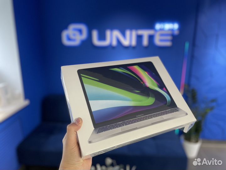 MacBook Pro 2022 M2 8gb 256gb Новый Гарантия год