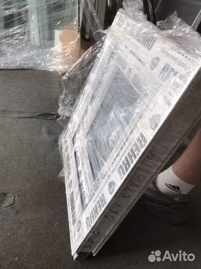 Окно одностворчатое Rehau