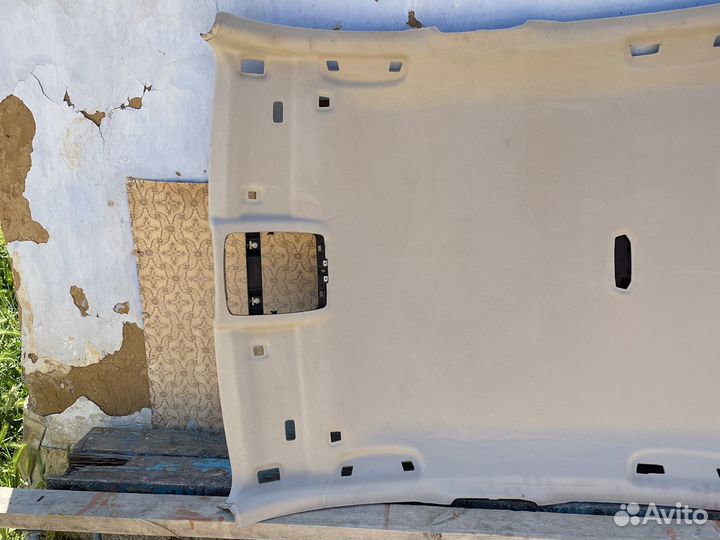 Обшивка потолка BMW G30