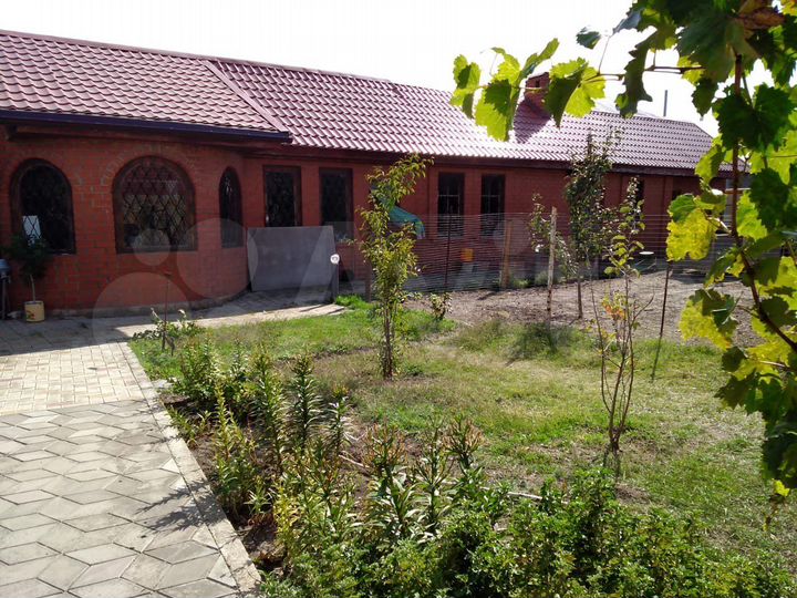 Дом 280 м² на участке 11 сот.