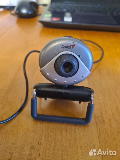 Веб-камера Genius