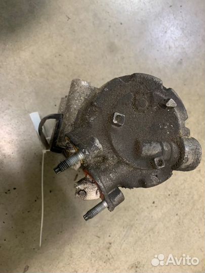 Компрессор кондиционера Ford Galaxy 2.0 TD 2011