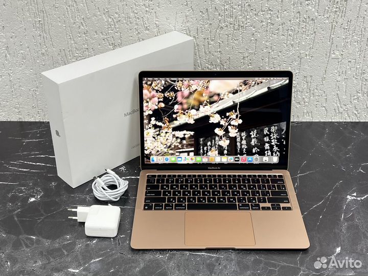 Apple MacBook Air M1 Идеал