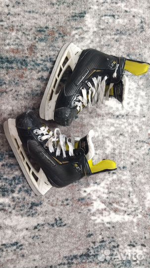 Хоккейные коньки bauer