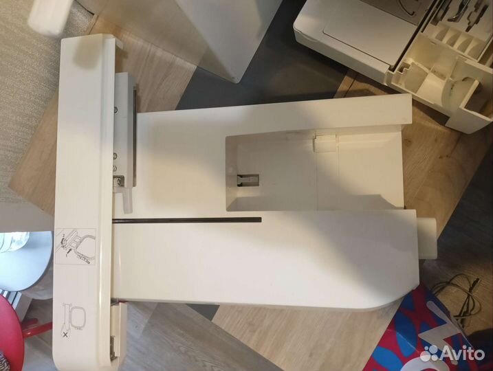 Швейно вышивальная машина Brother Innov is 1500