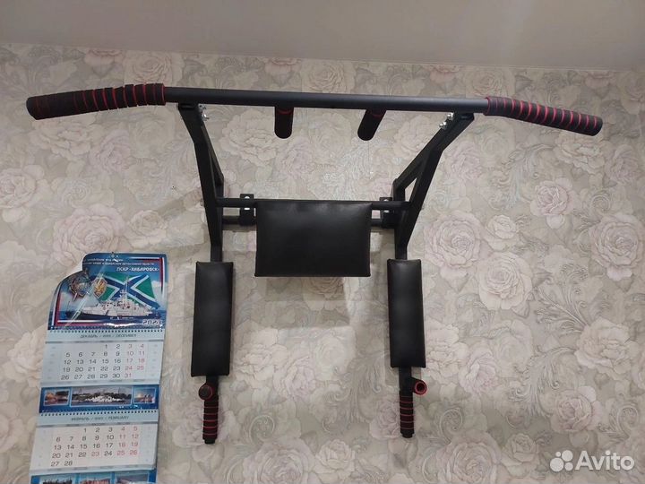 Турник настенный 3 в 1 бу