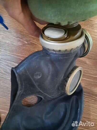 Противогаз