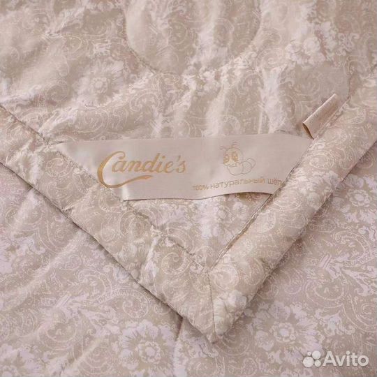 Одеяло шелковое