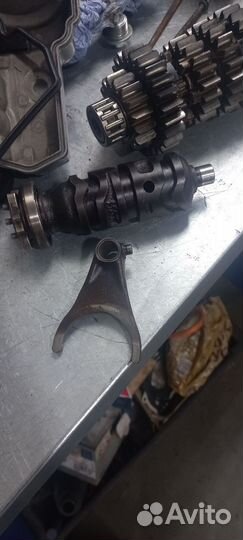 Запчасти на CBR1100XX