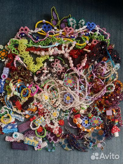 Украшения из бисера