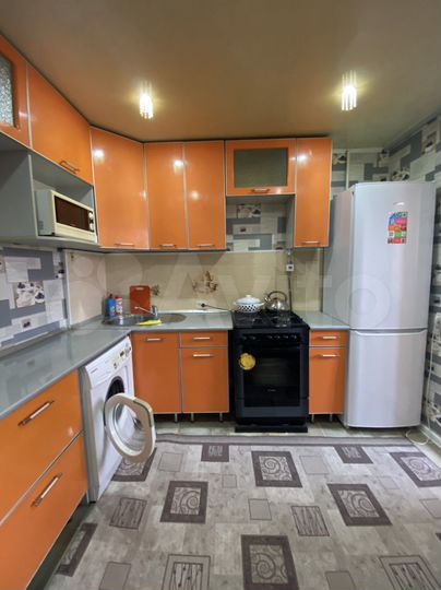 2-к. квартира, 60 м², 1/5 эт.