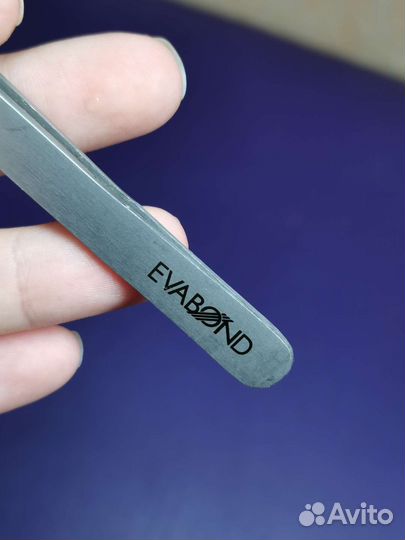 Пинцет для ресниц EvaBond