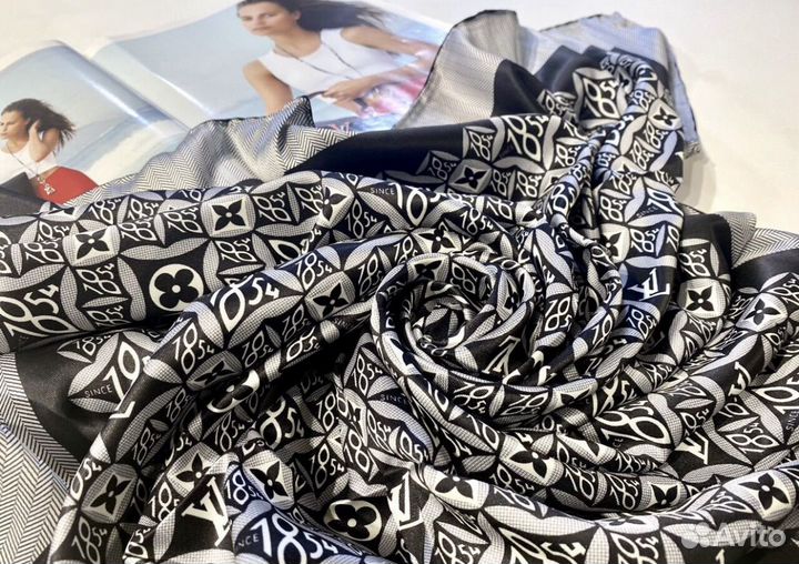 Платок шарф Louis Vuitton Луи Виттон