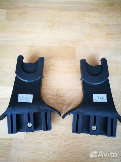 Адаптер Maxi-Cosi CabrioFix на Bebetto