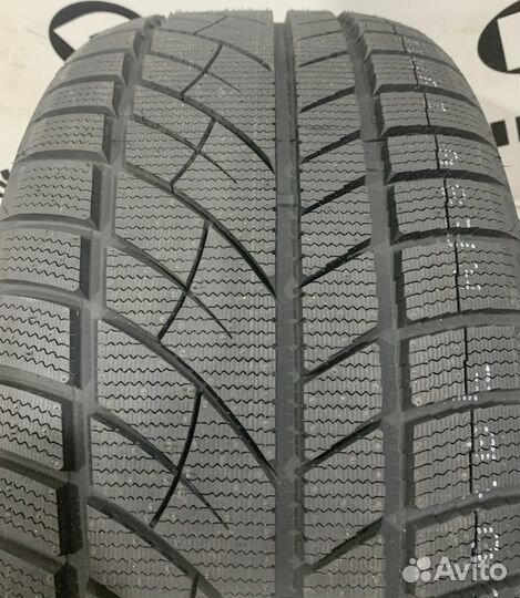 RoadX RX Frost WU01 255/55 R18 98H