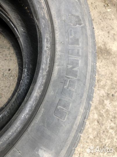 Jinyu YH11 215/60 R16 95V