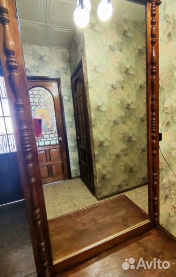 Трюмо с зеркалом старинное