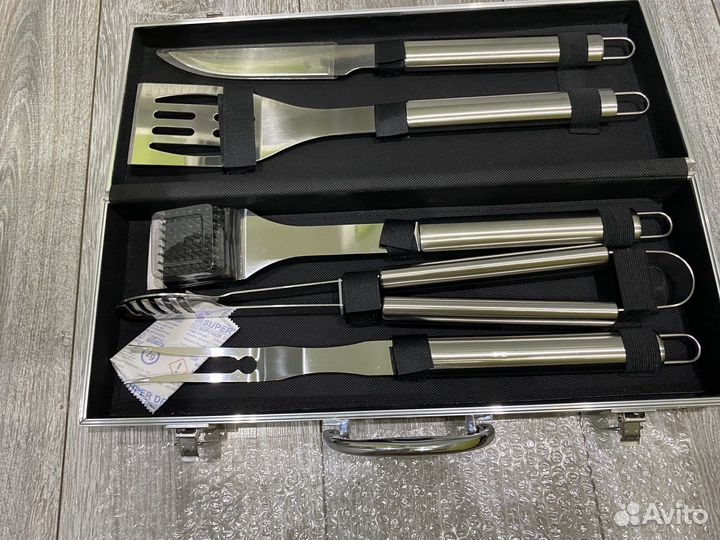Набор для барбекю в кейсе